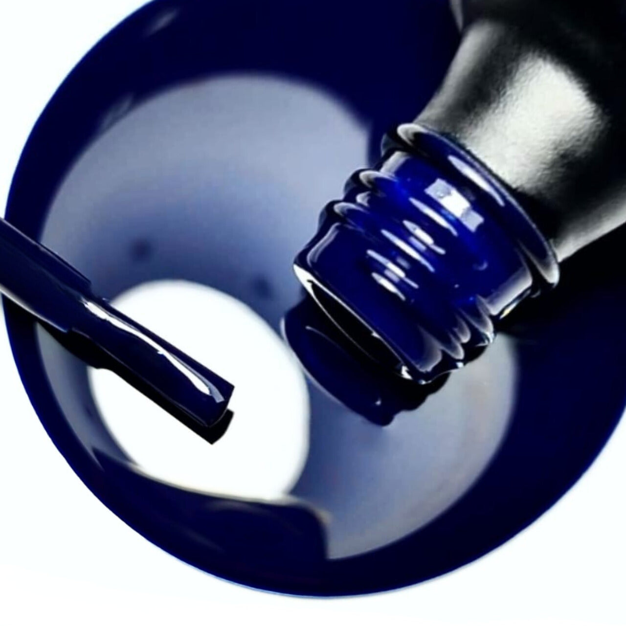 INDULGENCE Gel Polish - Deepest Sapphire #102 (15ml)