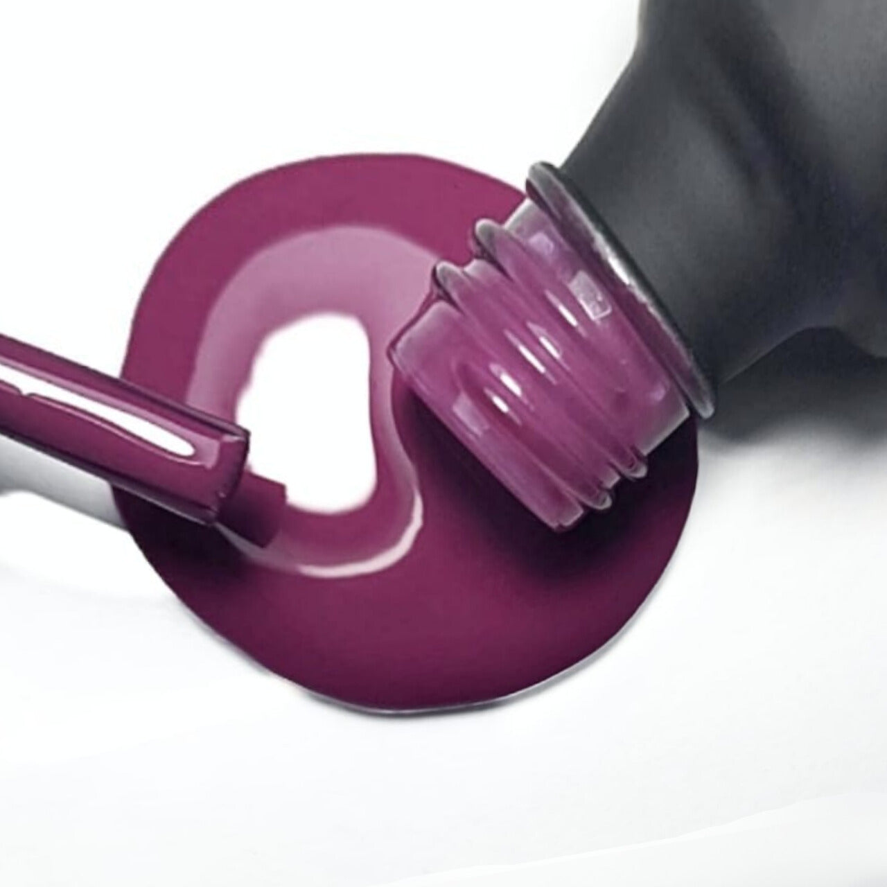 INDULGENCE Gel Polish - Garnet Glamour #132 (15ml)
