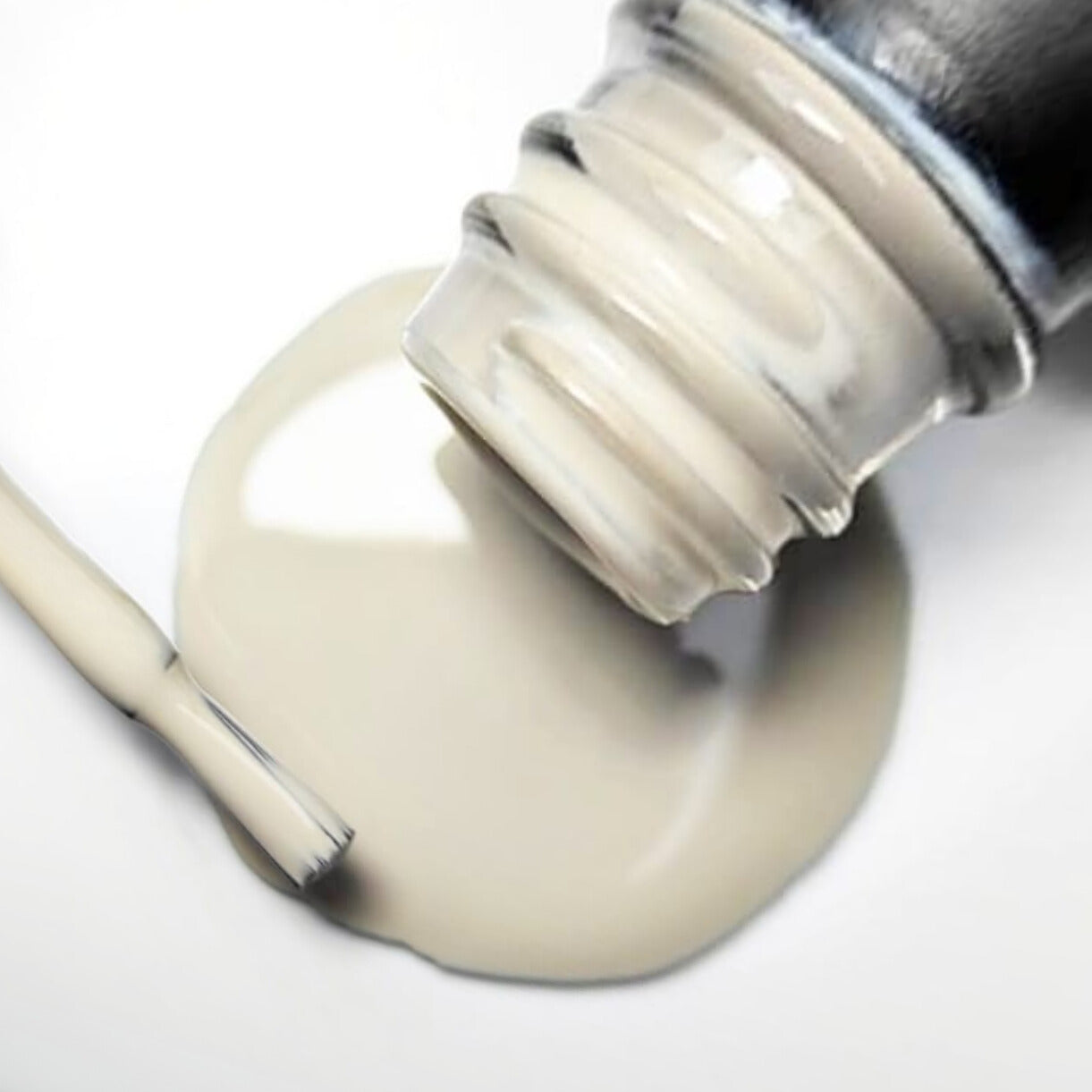INDULGENCE Gel Polish - Ivory Silk #221 (15ml)
